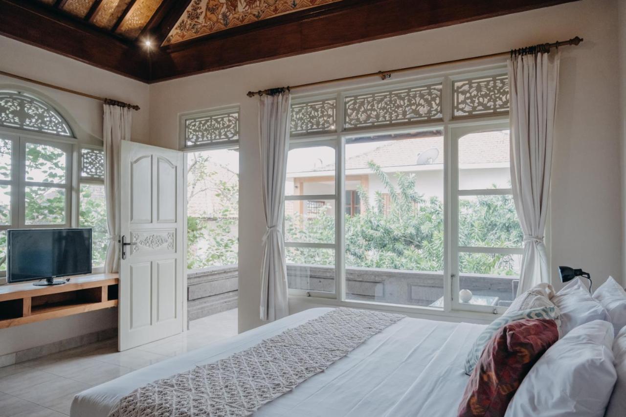 Wana Karsa Ubud Hotel Exterior photo