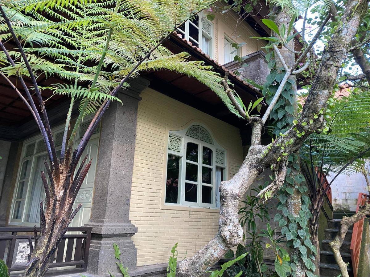 Wana Karsa Ubud Hotel Exterior photo